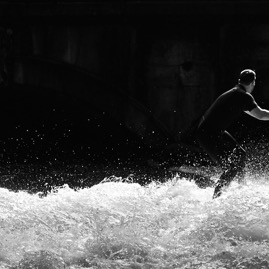 2019-08-Eisbach-95.jpg